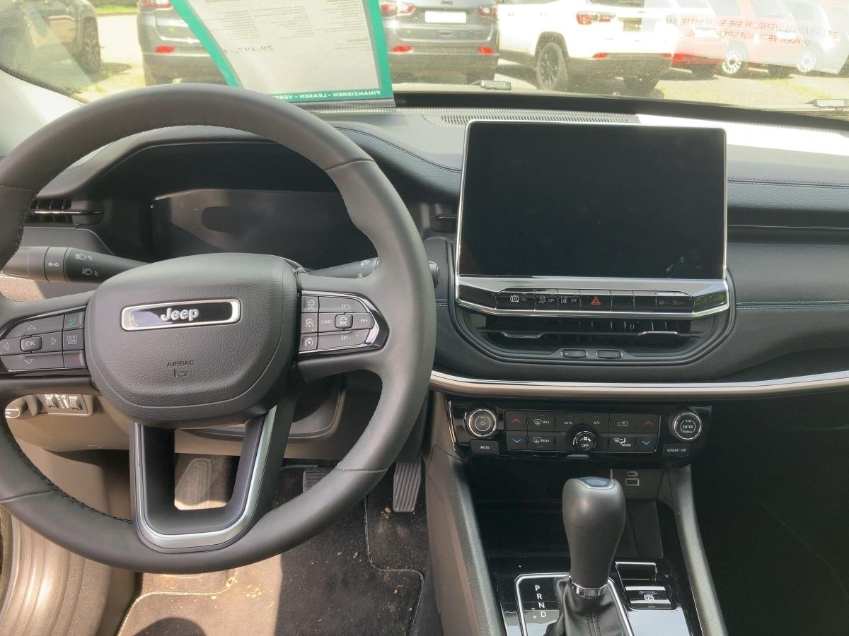 Fahrzeug-Bild 9