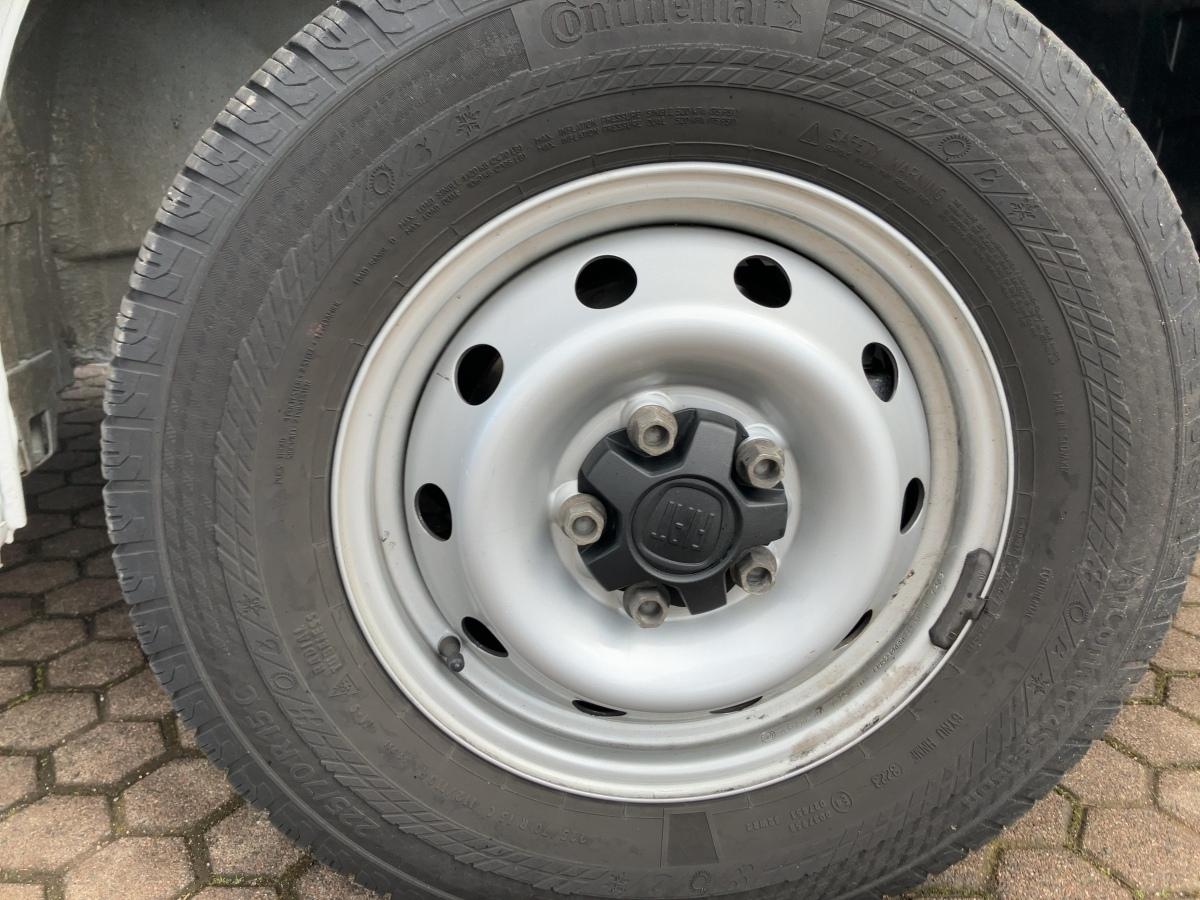 Fahrzeug-Bild 6