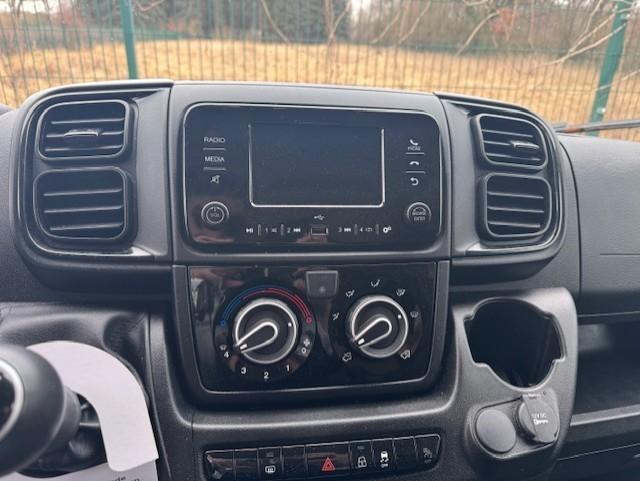 Fahrzeug-Bild 16
