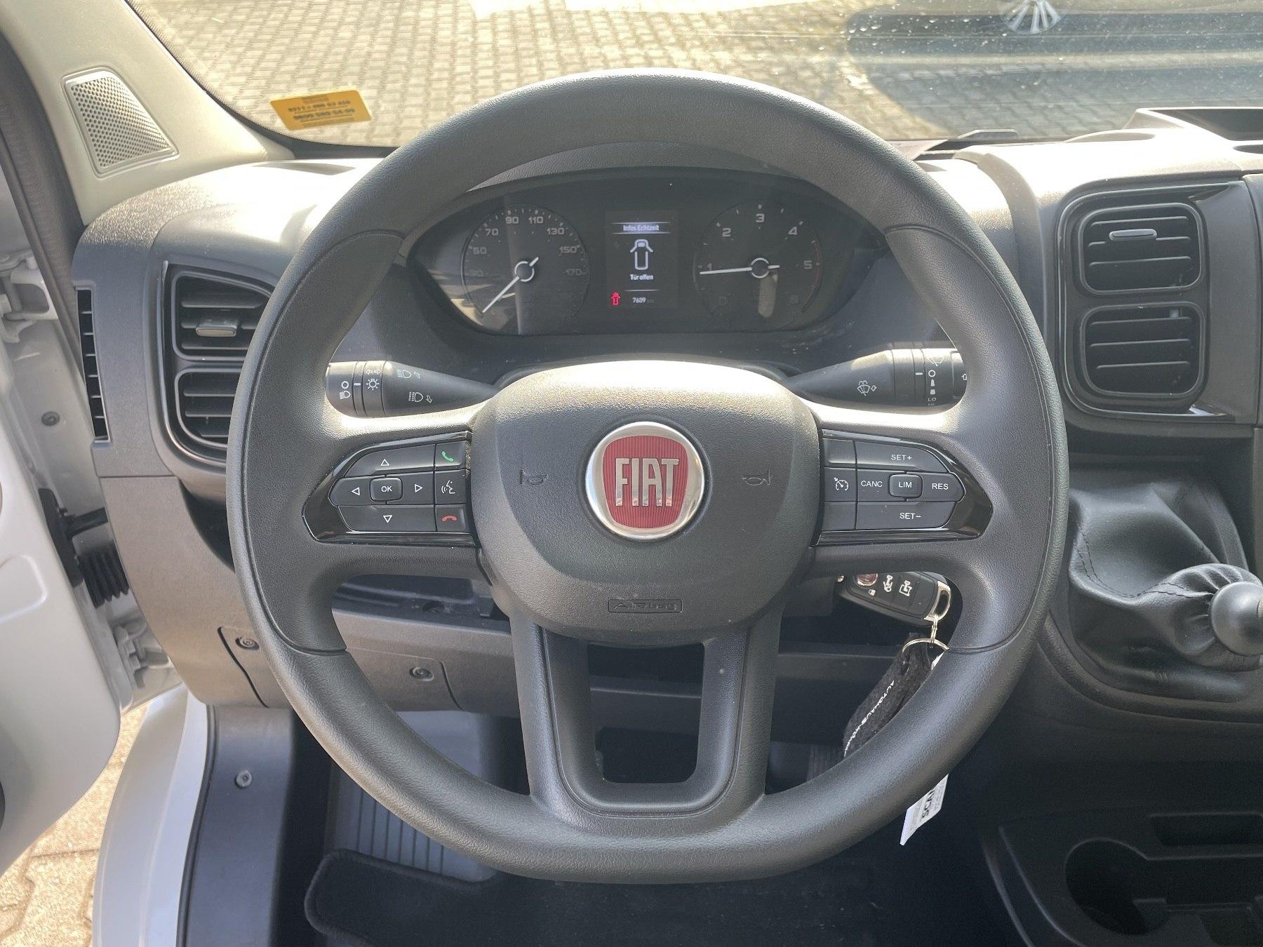 Fahrzeug-Bild 10