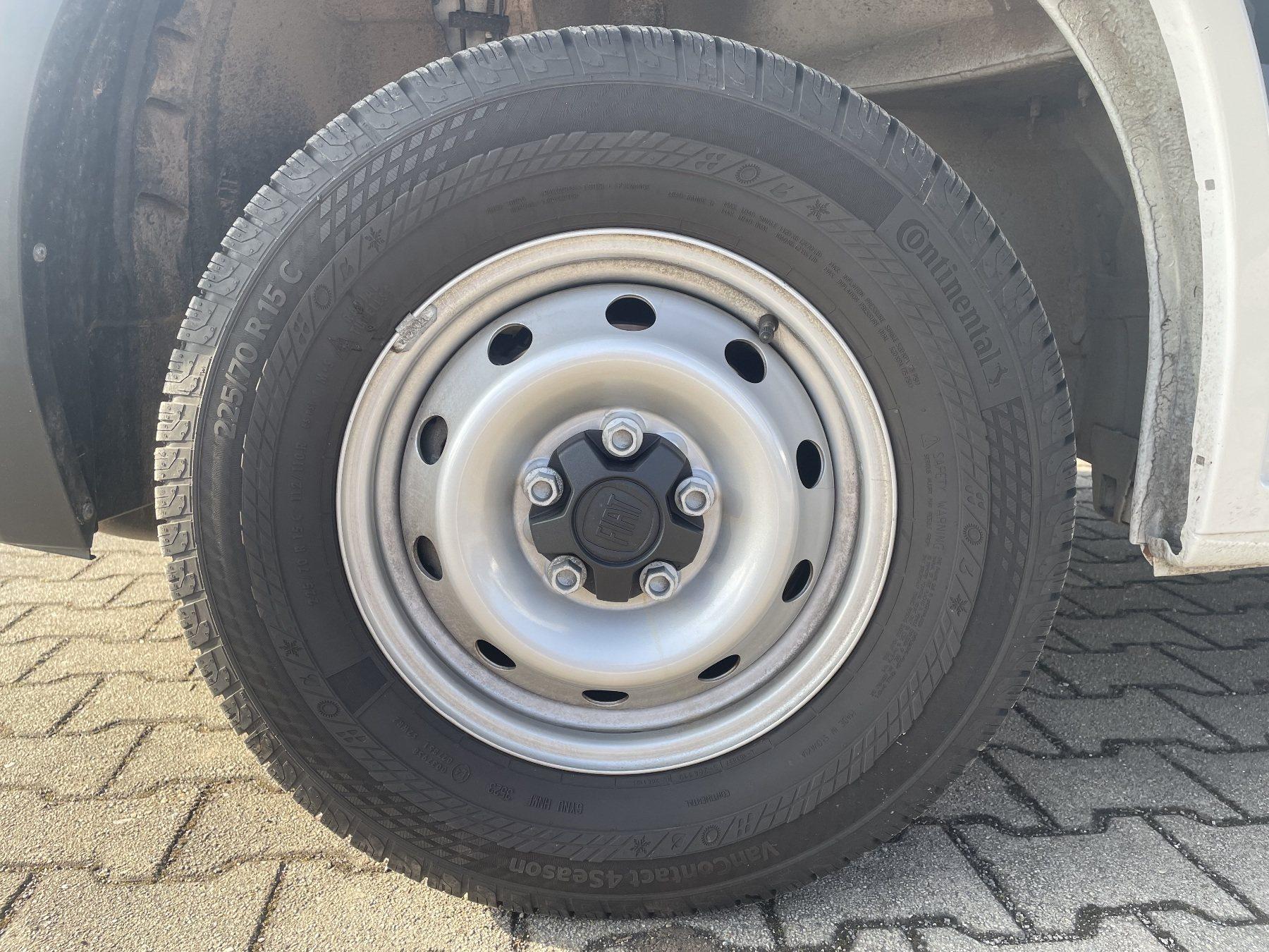 Fahrzeug-Bild 17