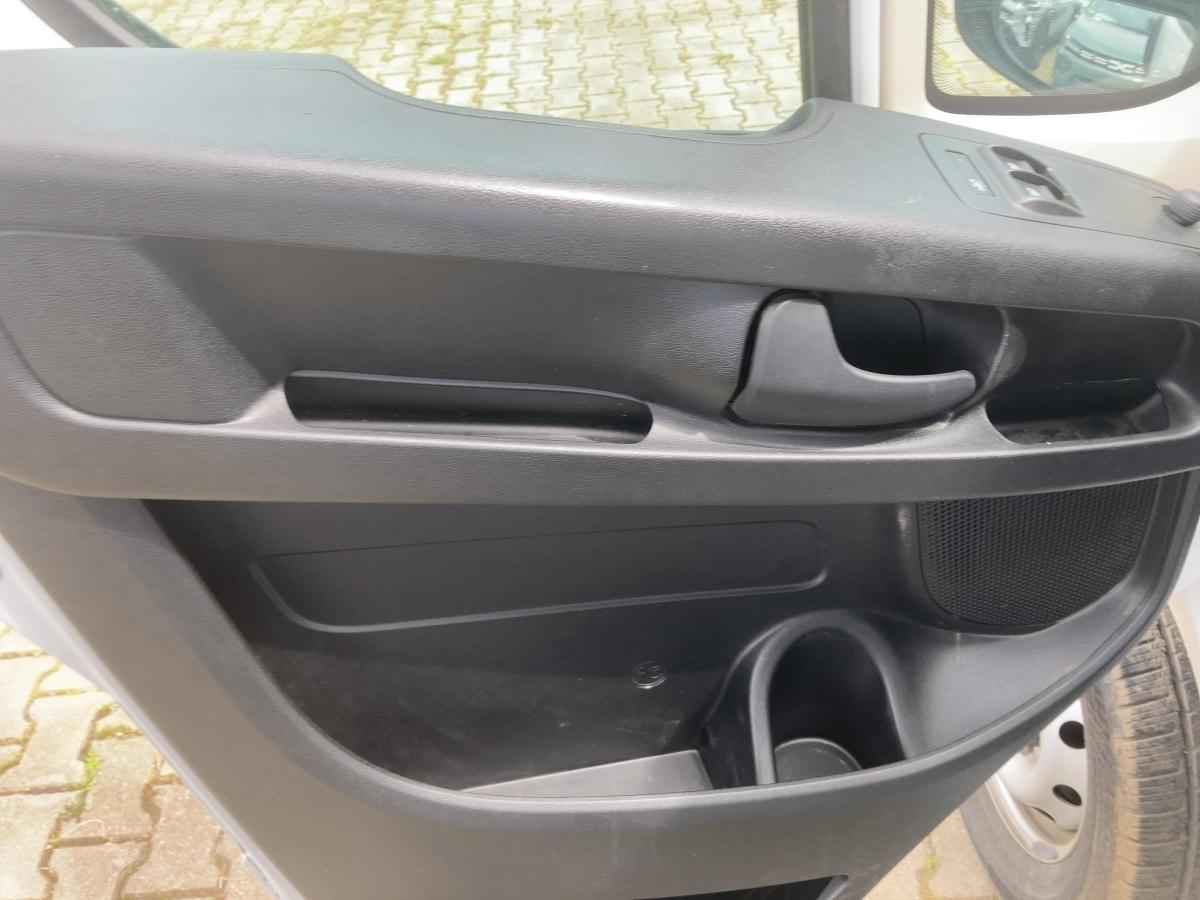 Fahrzeug-Bild 19