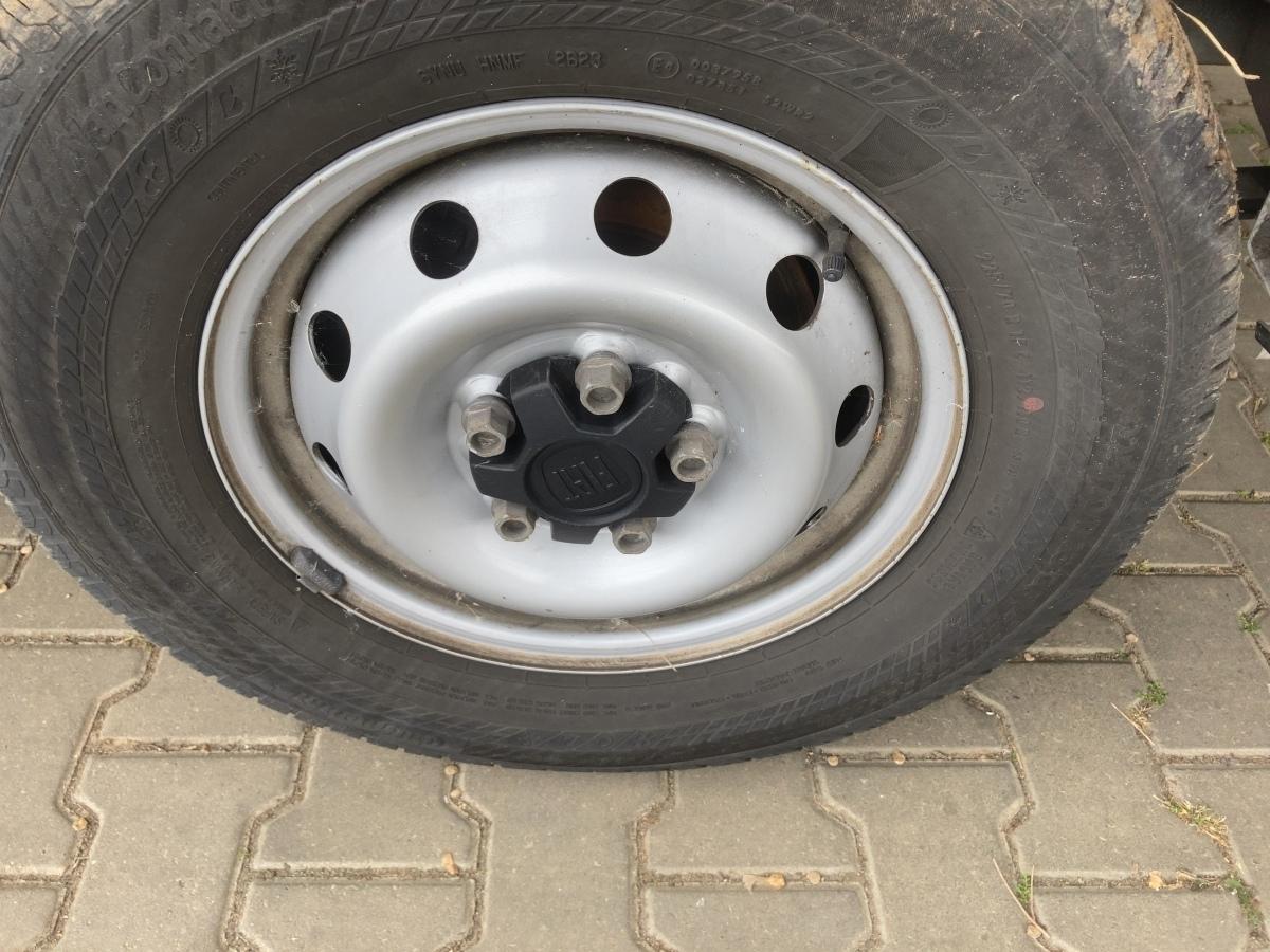 Fahrzeug-Bild 6