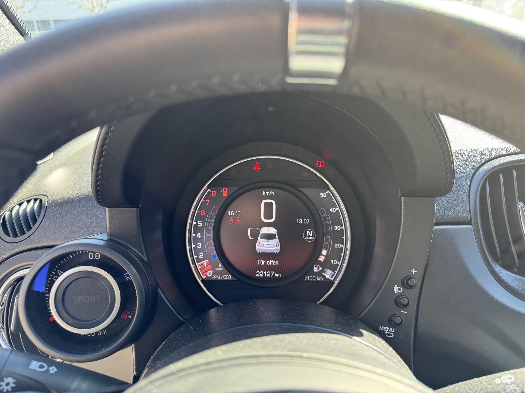 Fahrzeug-Bild 6