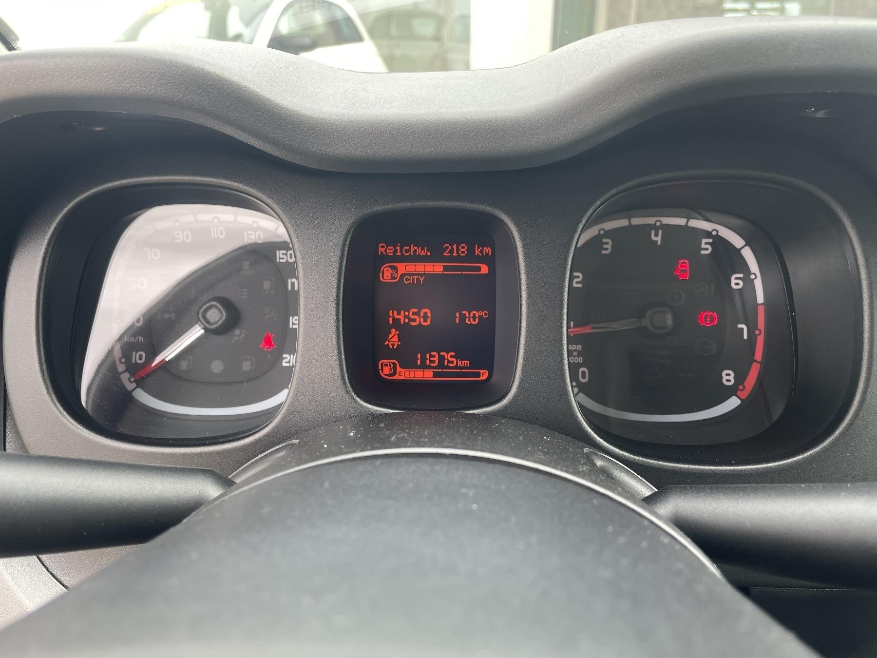 Fahrzeug-Bild 12