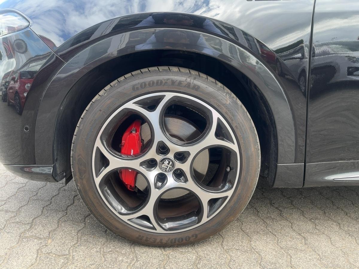 Fahrzeug-Bild 6