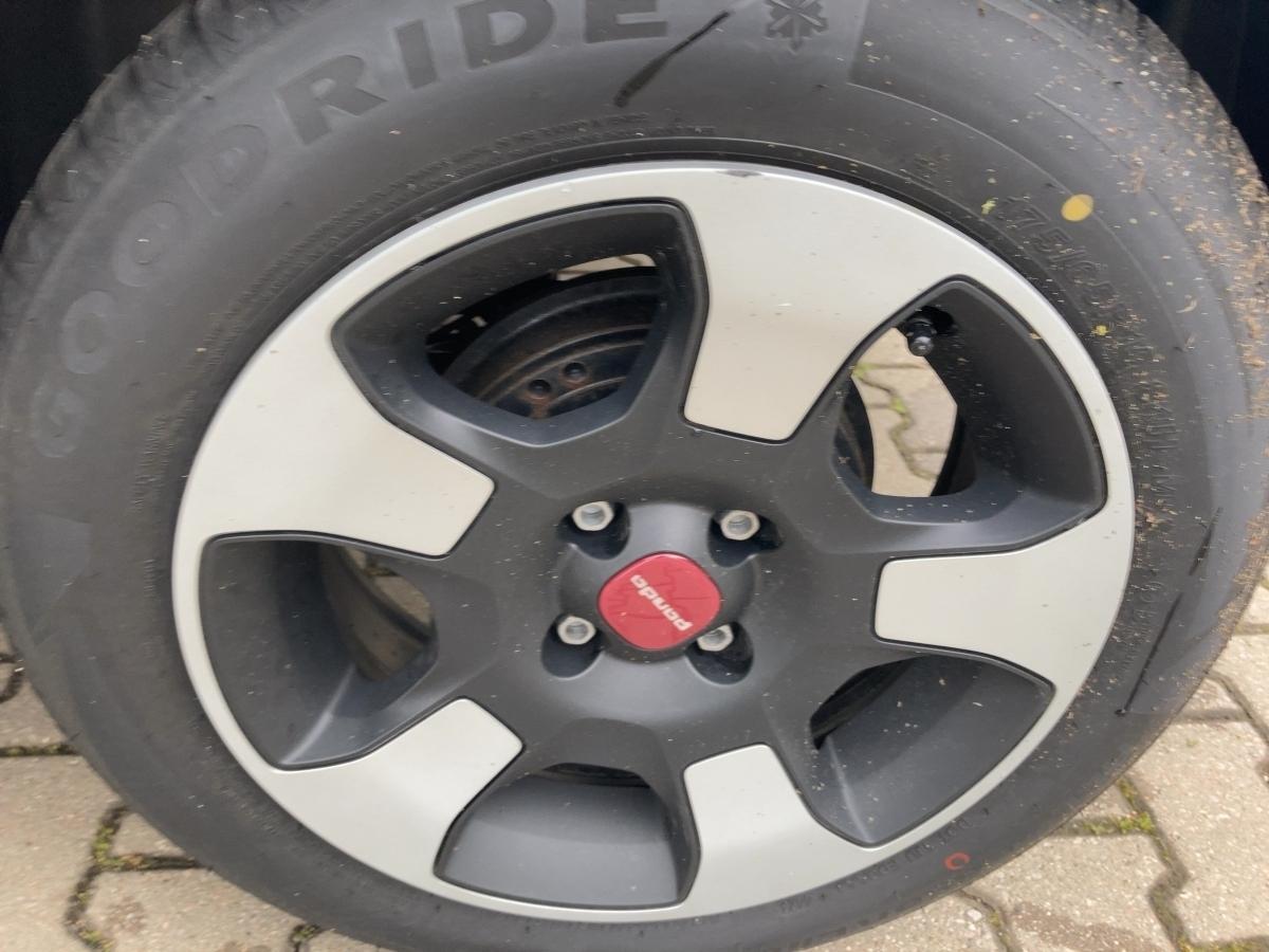 Fahrzeug-Bild 6