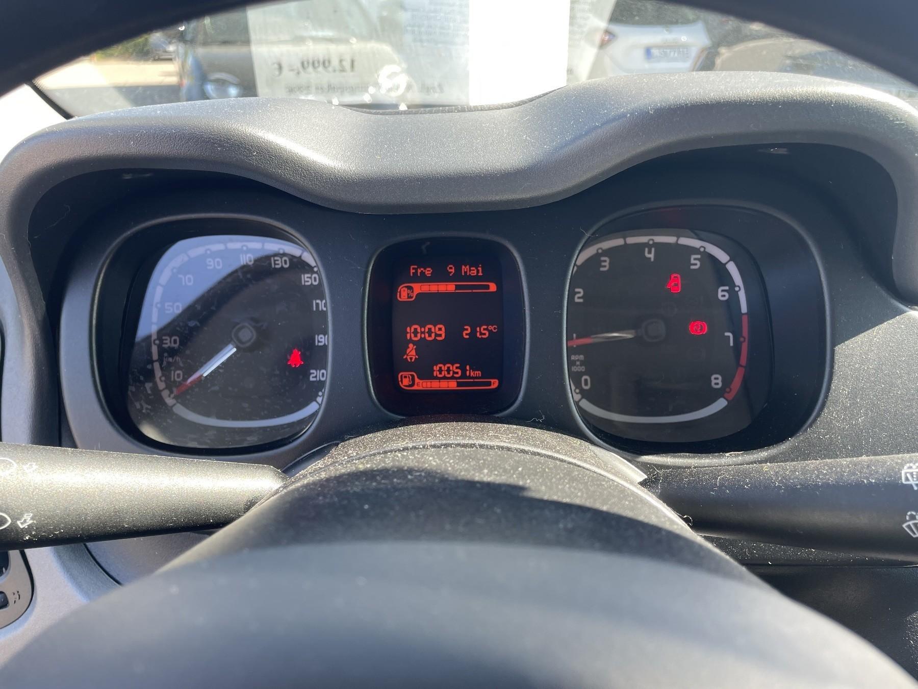 Fahrzeug-Bild 12