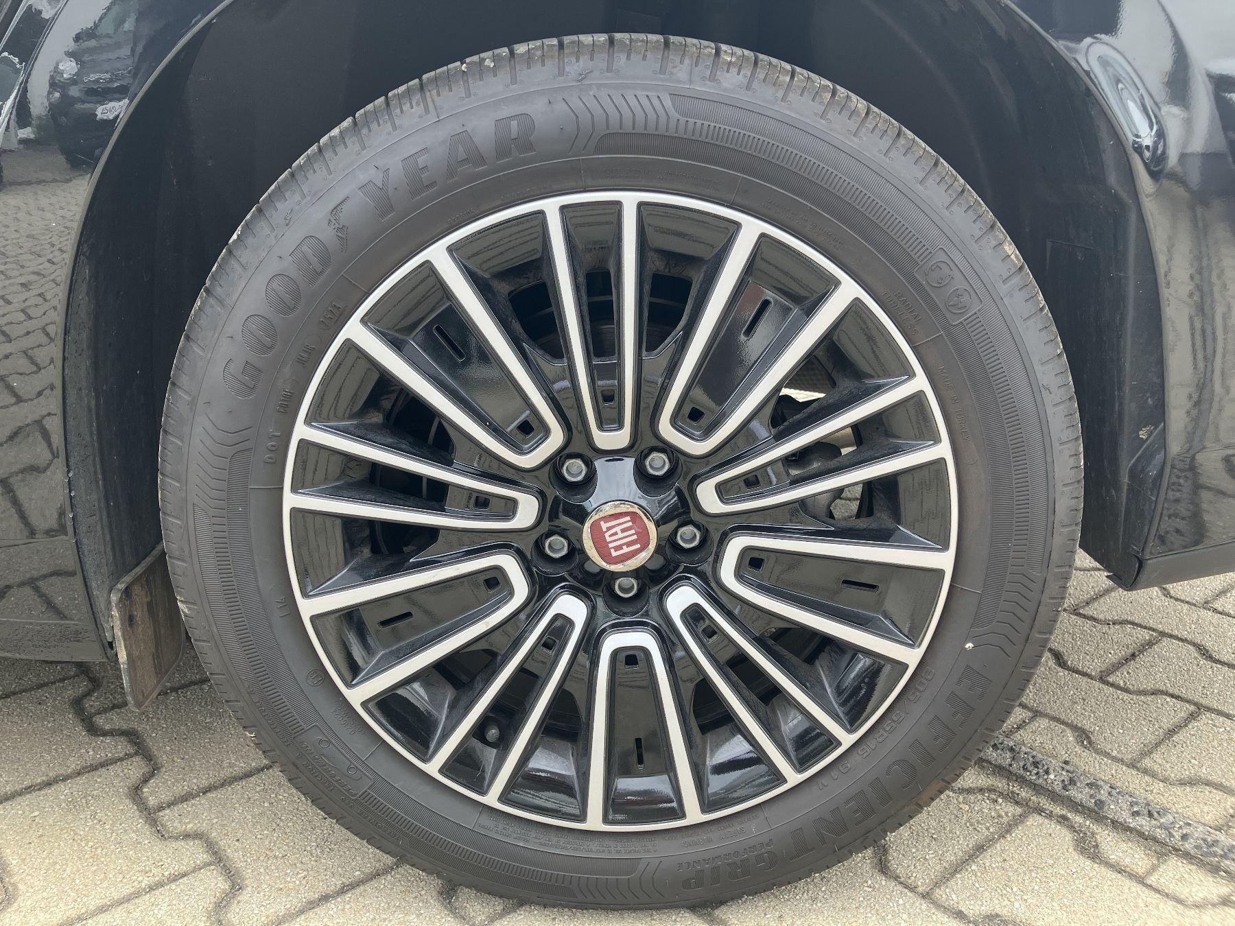 Fahrzeug-Bild 18