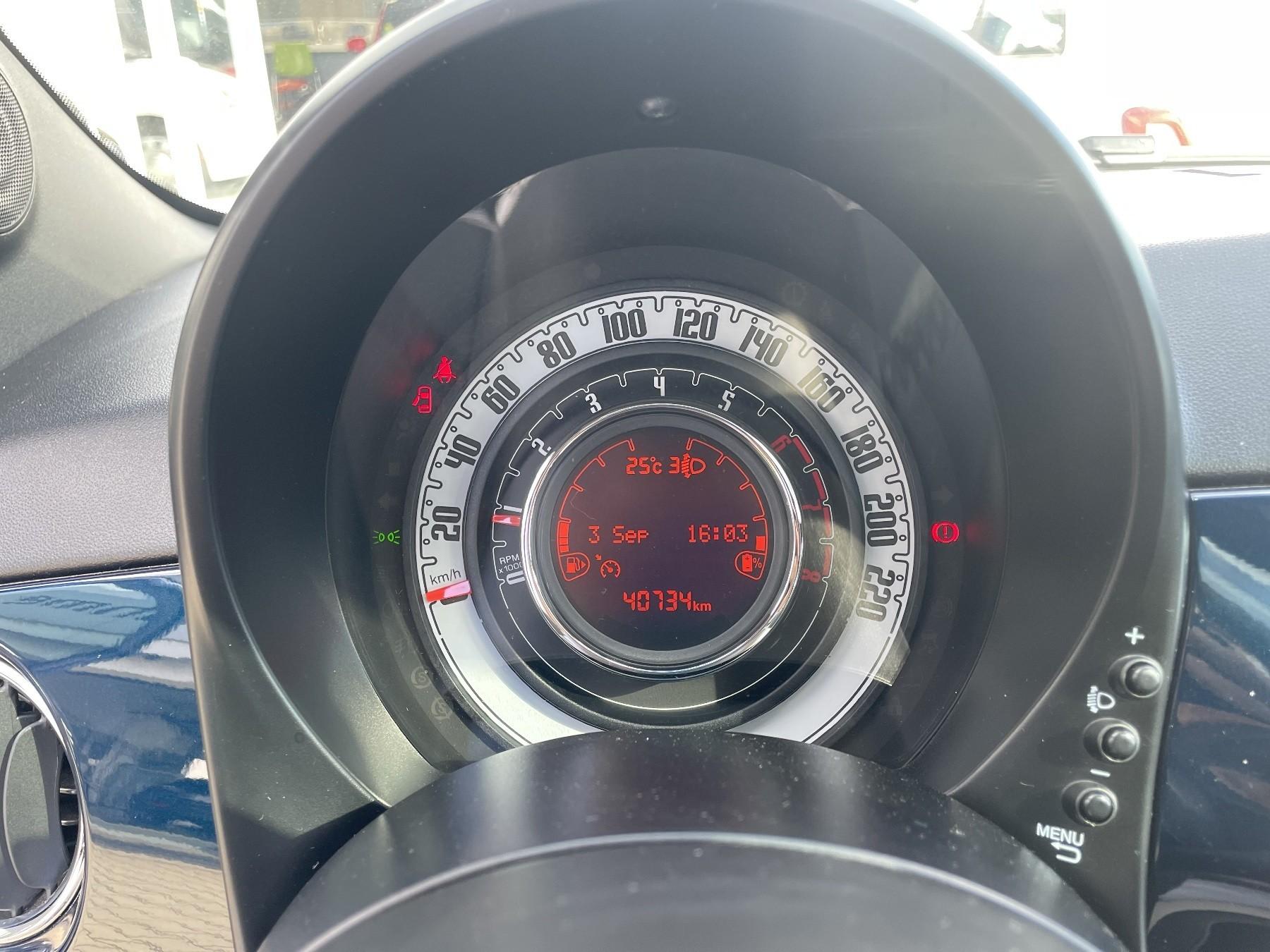Fahrzeug-Bild 12