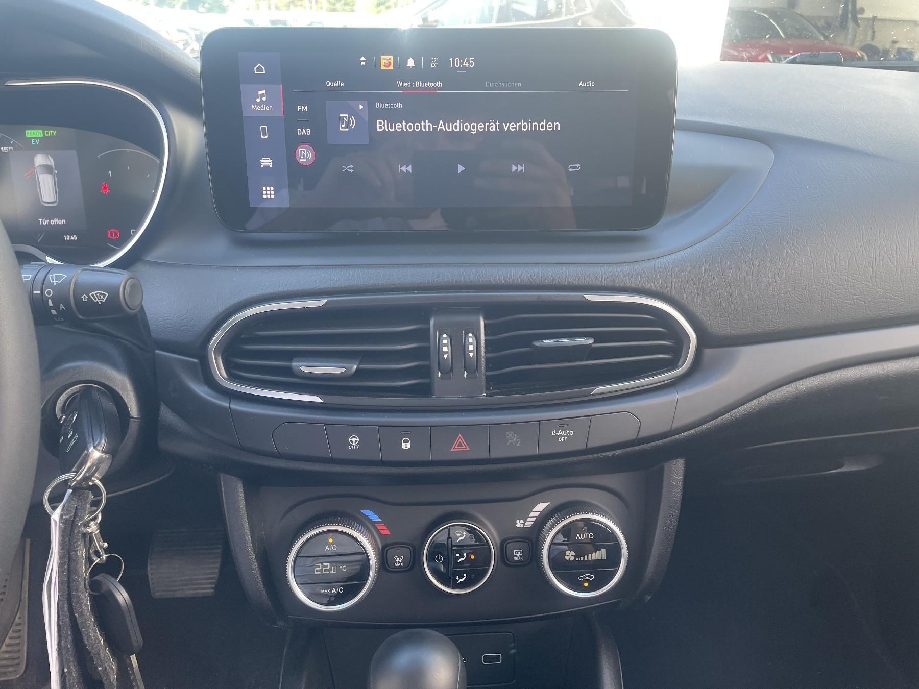 Fahrzeug-Bild 12