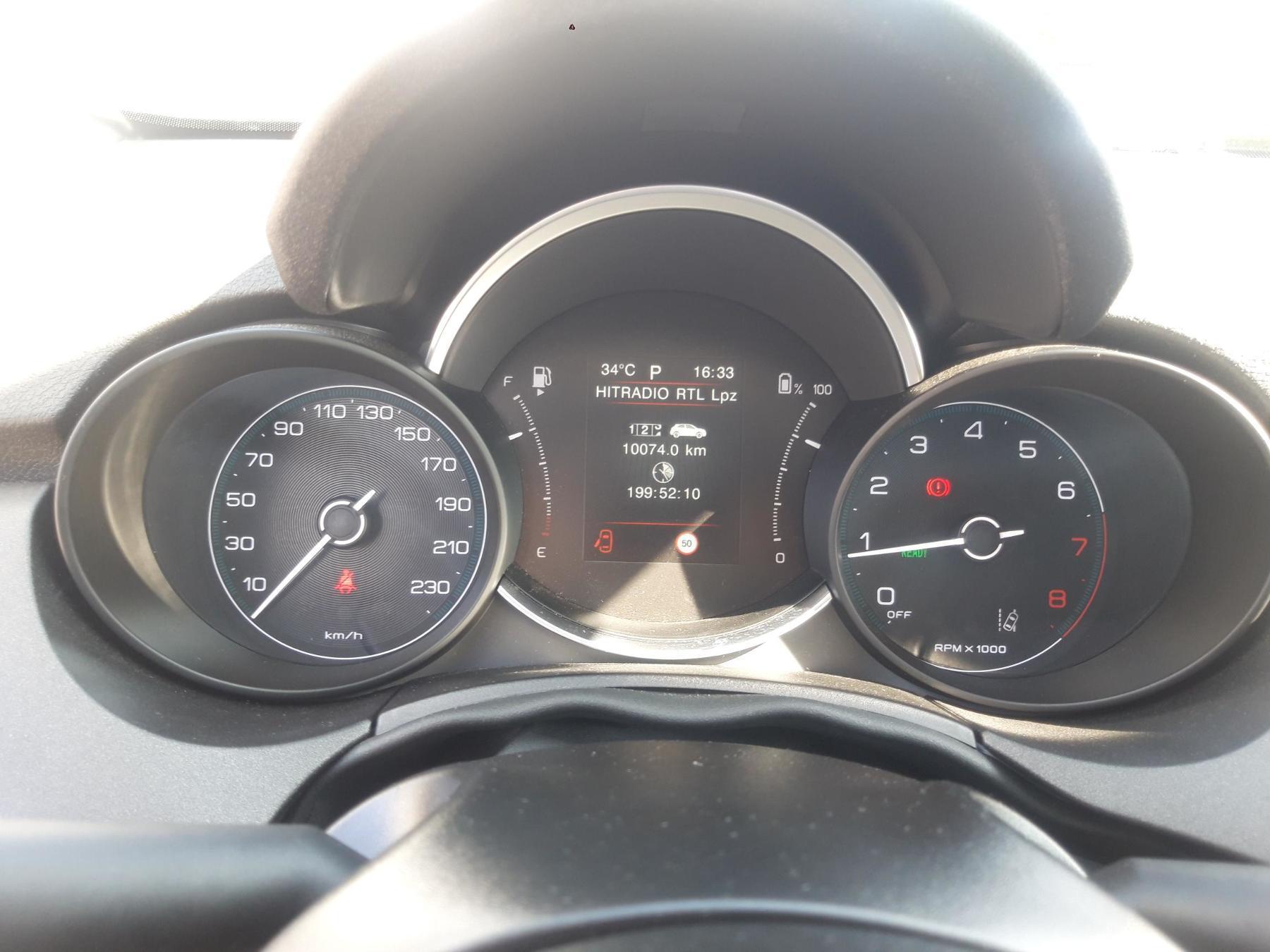 Fahrzeug-Bild 12
