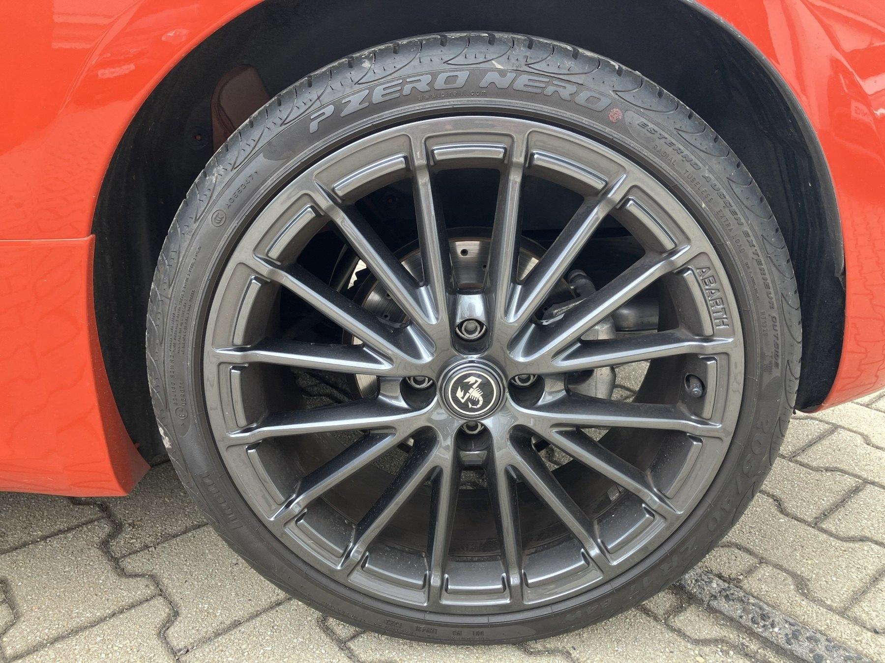 Fahrzeug-Bild 17