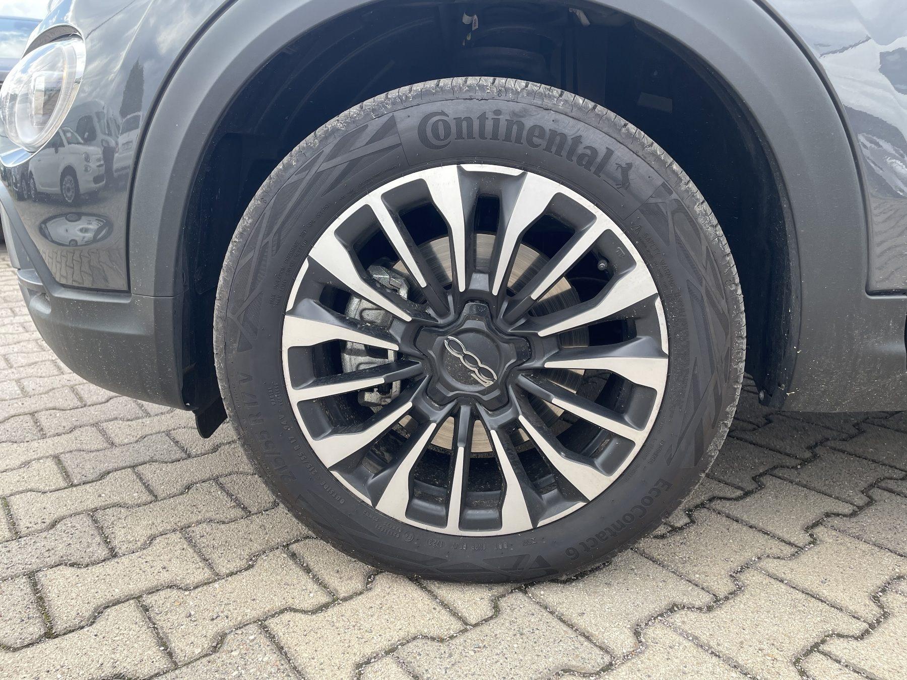 Fahrzeug-Bild 16