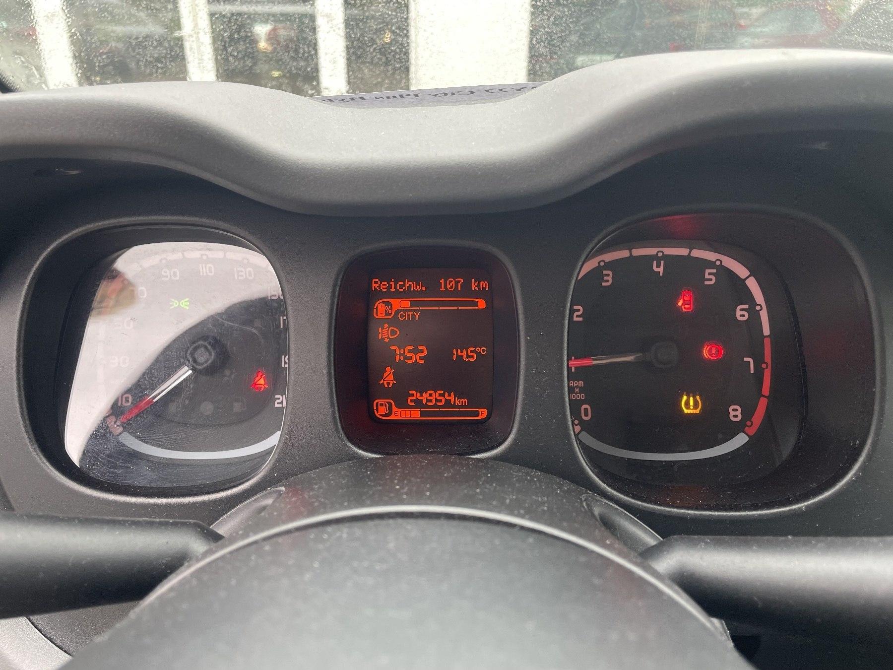 Fahrzeug-Bild 12