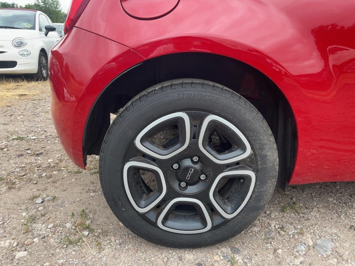 Fahrzeug-Bild 6
