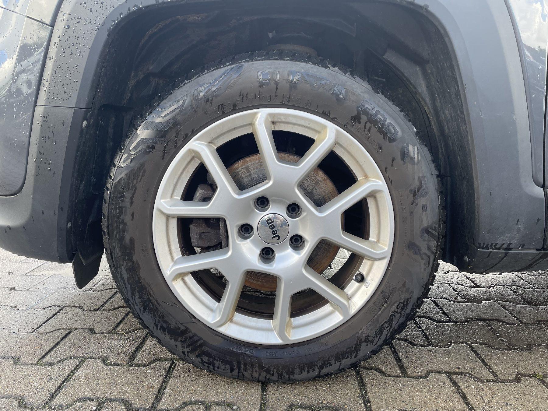 Fahrzeug-Bild 15