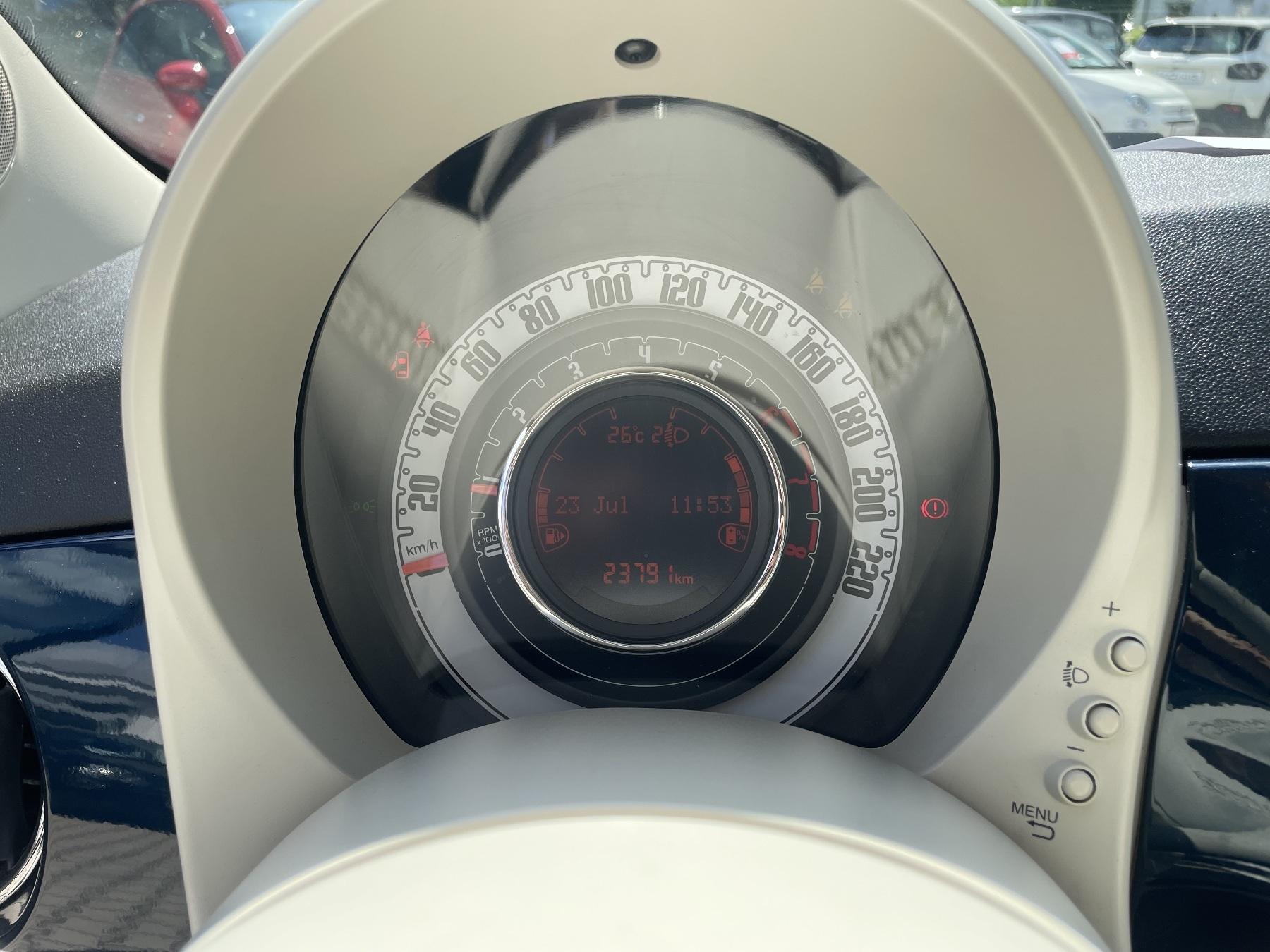 Fahrzeug-Bild 12