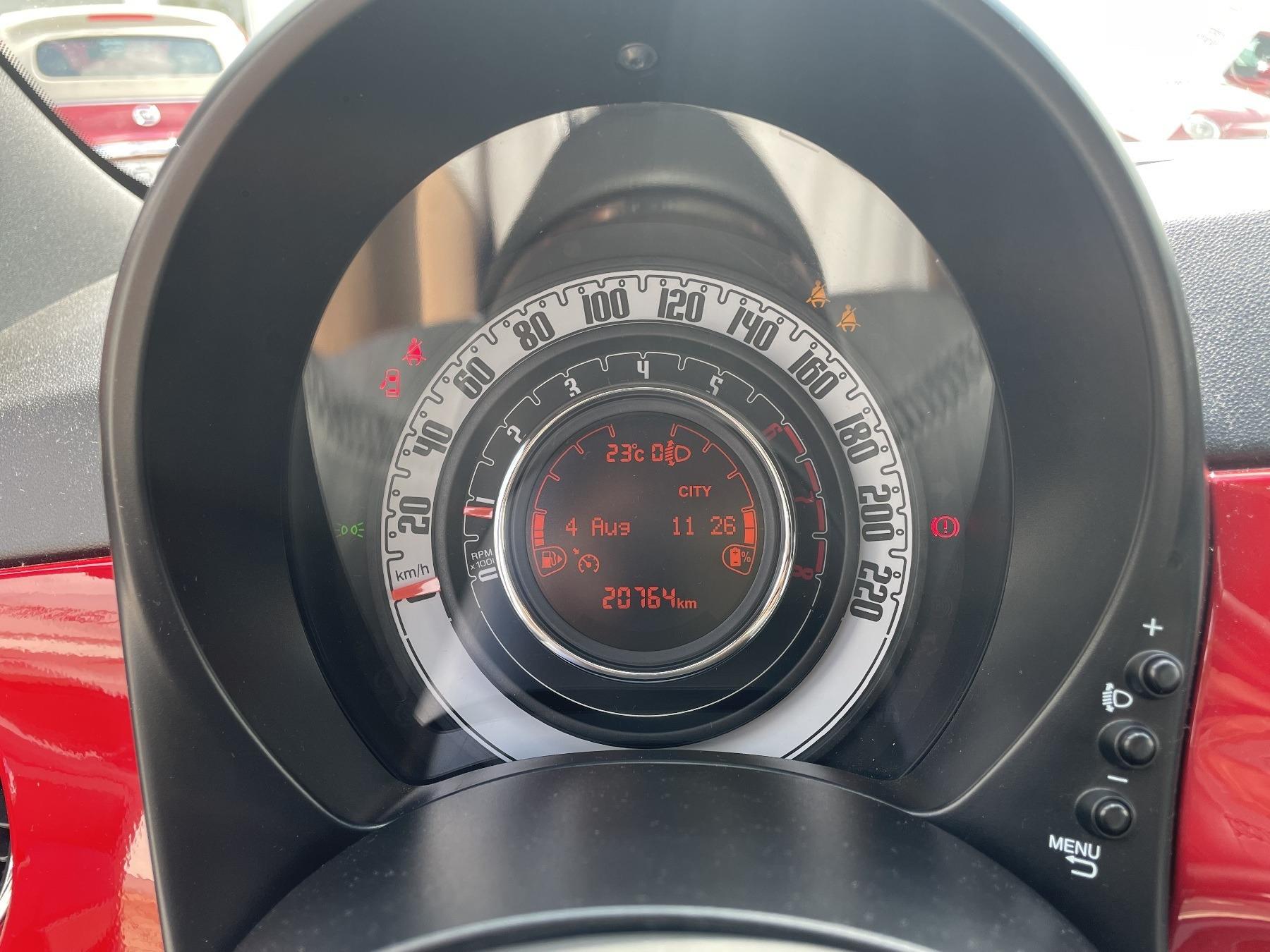 Fahrzeug-Bild 12