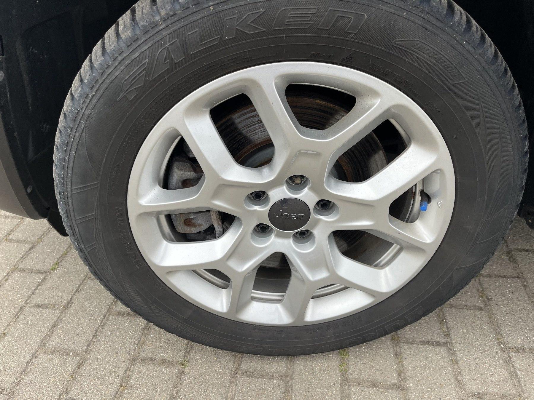 Fahrzeug-Bild 6