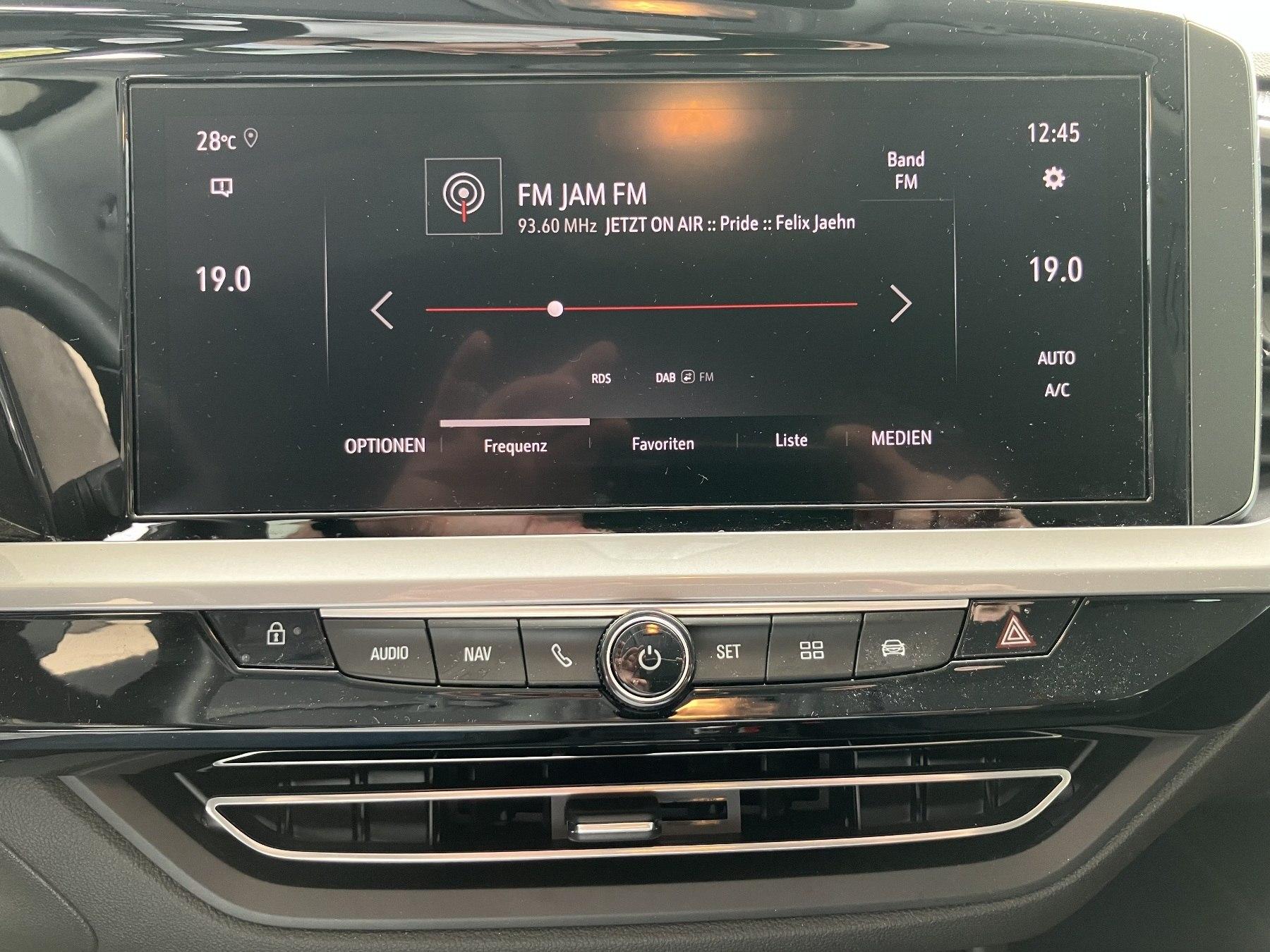 Fahrzeug-Bild 13