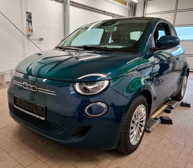 Fiat 500e MY23 118PS 42kWh