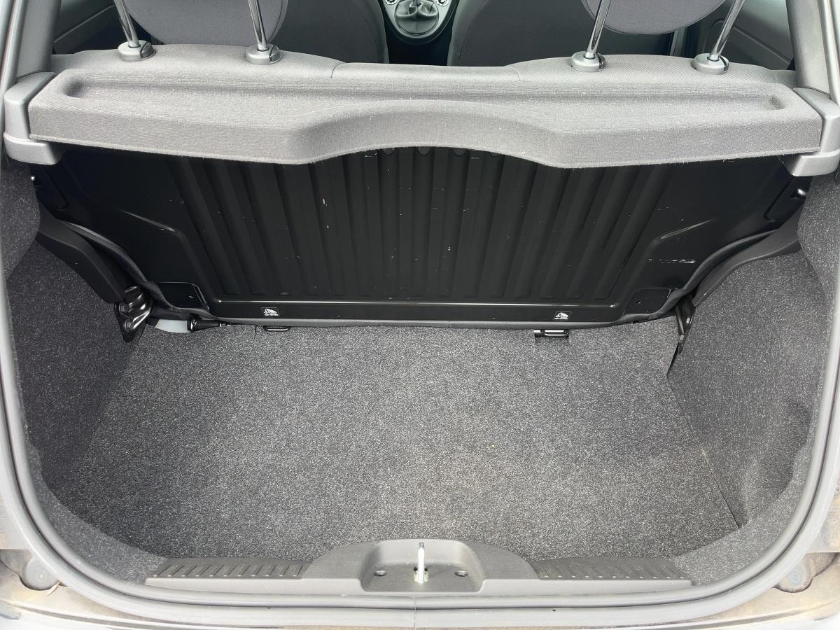 Fahrzeug-Bild 6