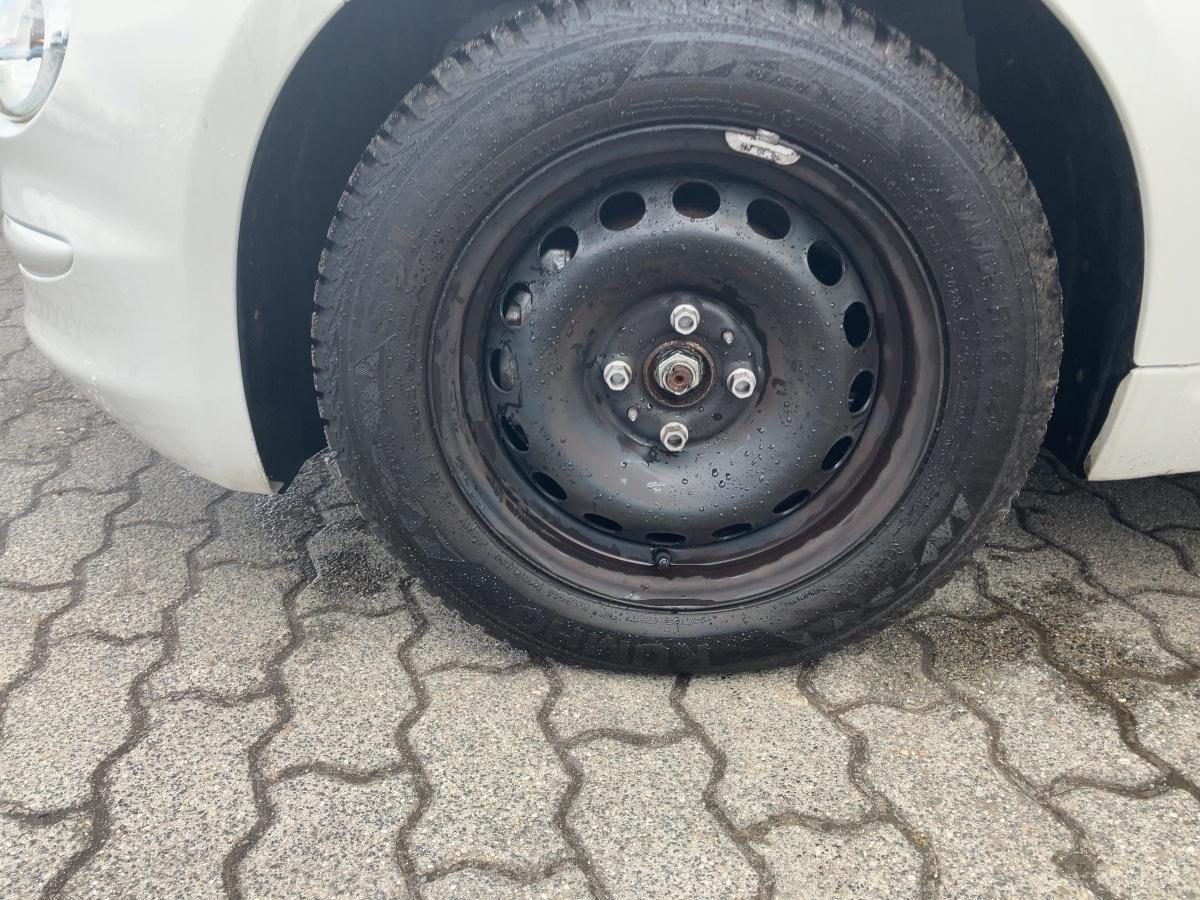 Fahrzeug-Bild 12
