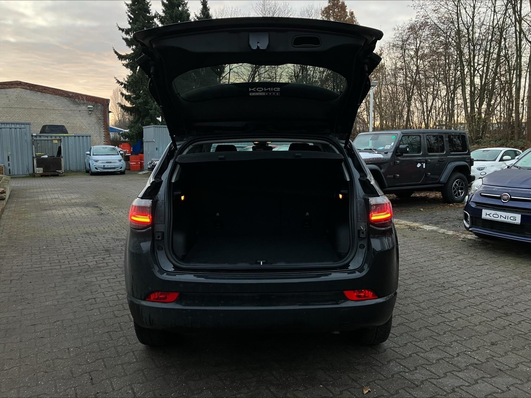 Fahrzeug-Bild 5