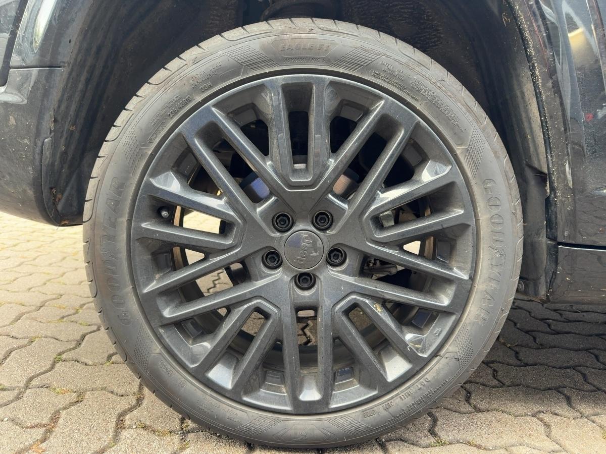 Fahrzeug-Bild 6