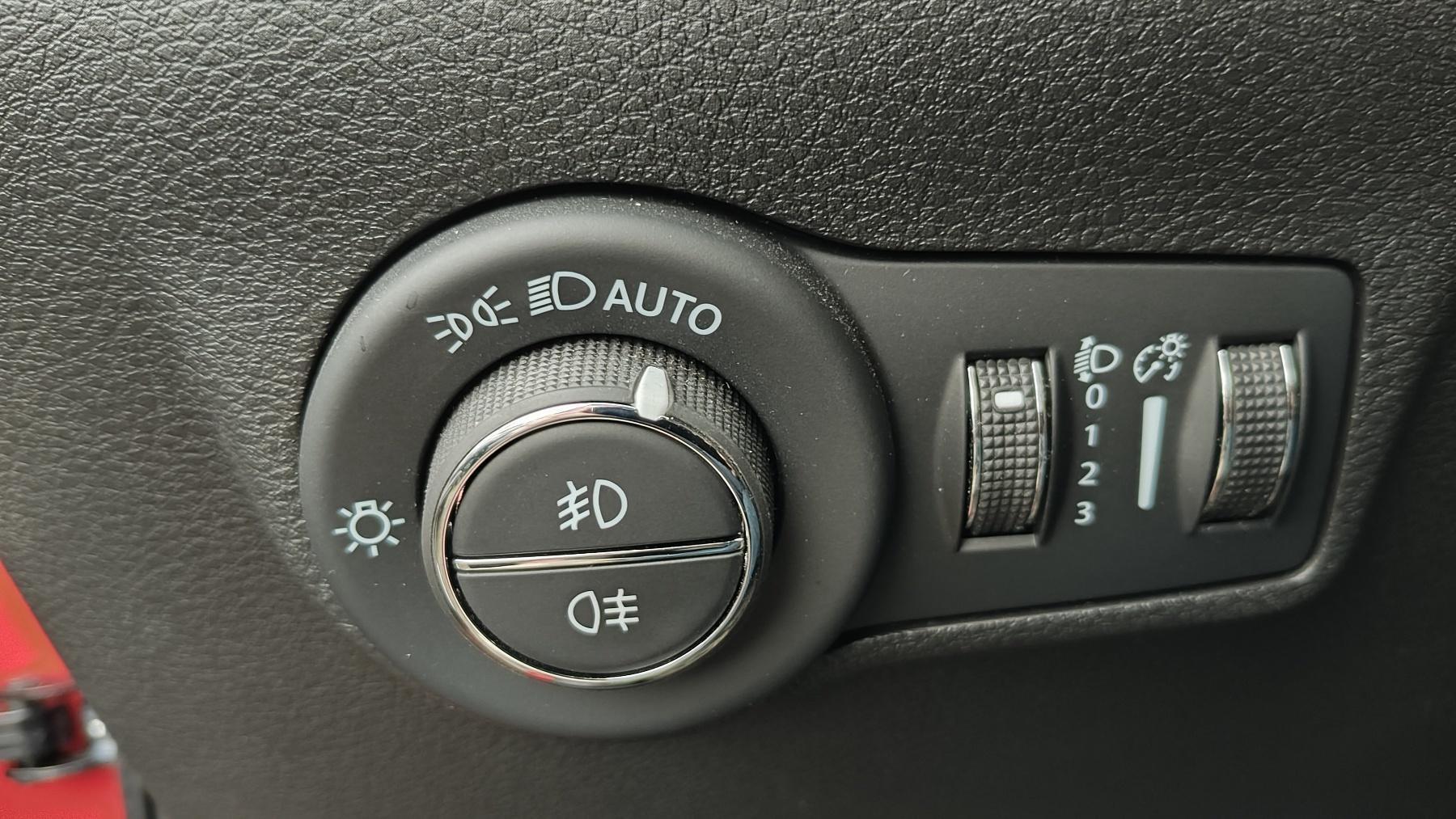Fahrzeug-Bild 15