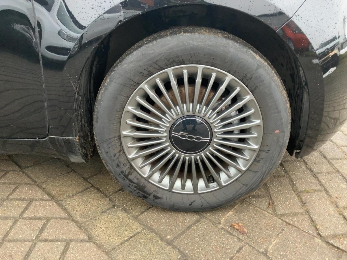 Fahrzeug-Bild 6
