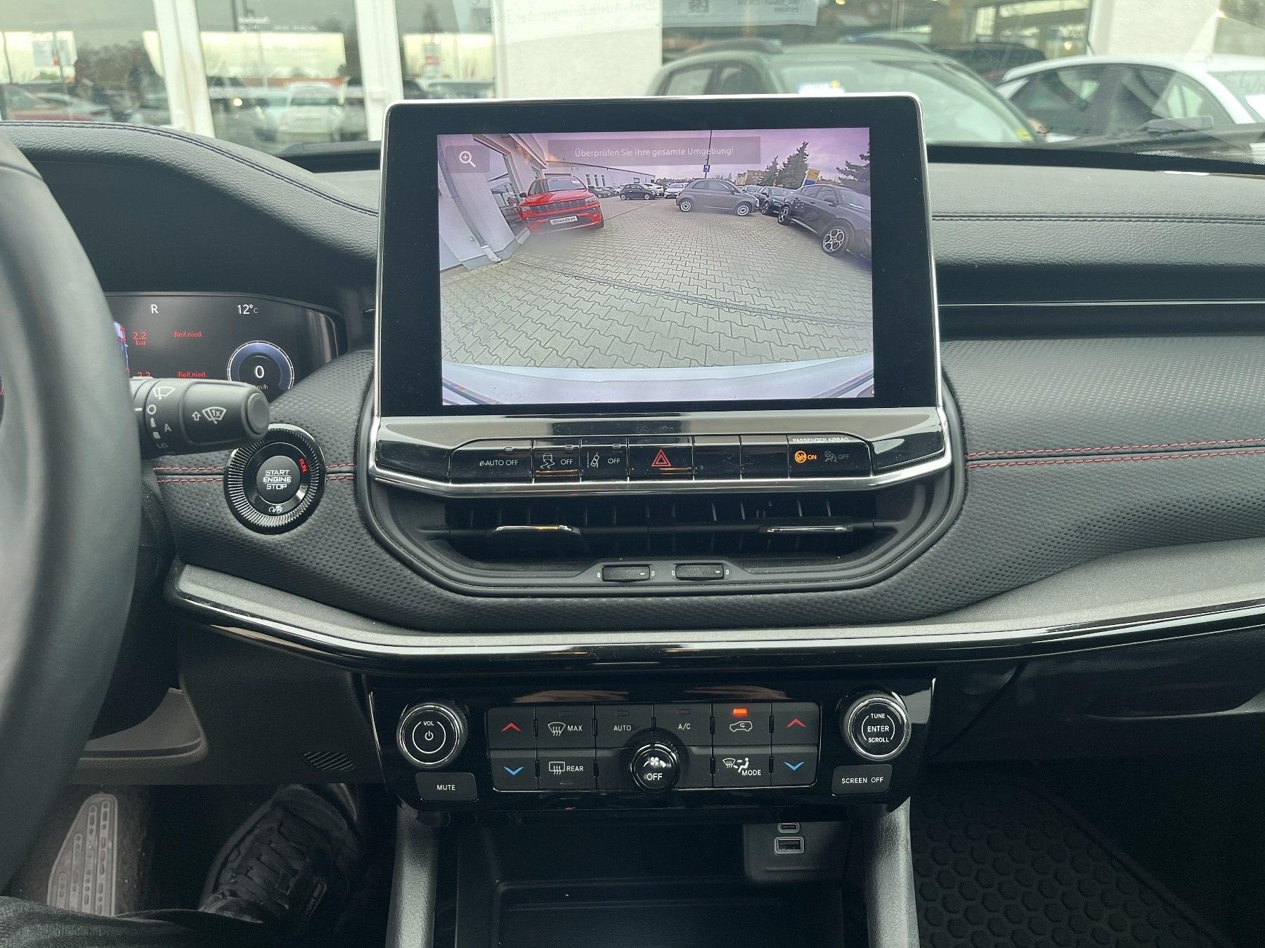 Fahrzeug-Bild 15