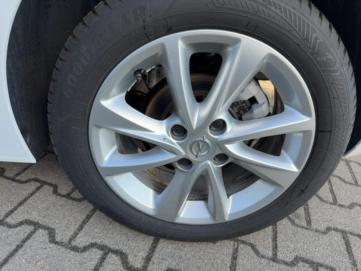 Fahrzeug-Bild 12