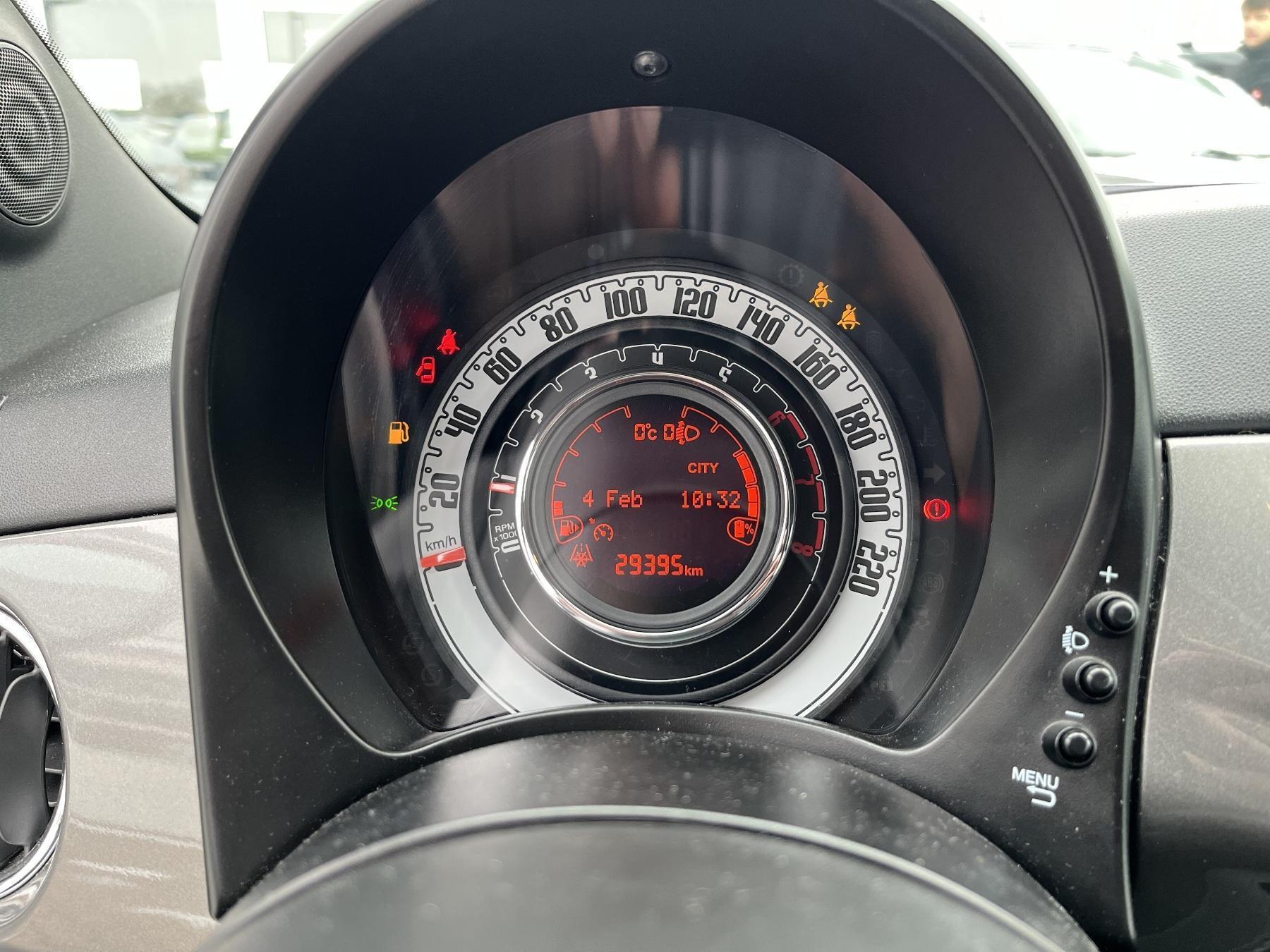Fahrzeug-Bild 12