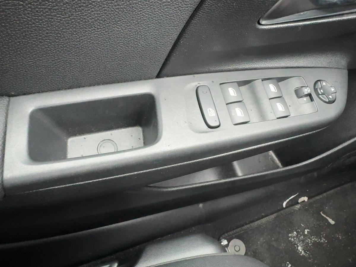 Fahrzeug-Bild 18