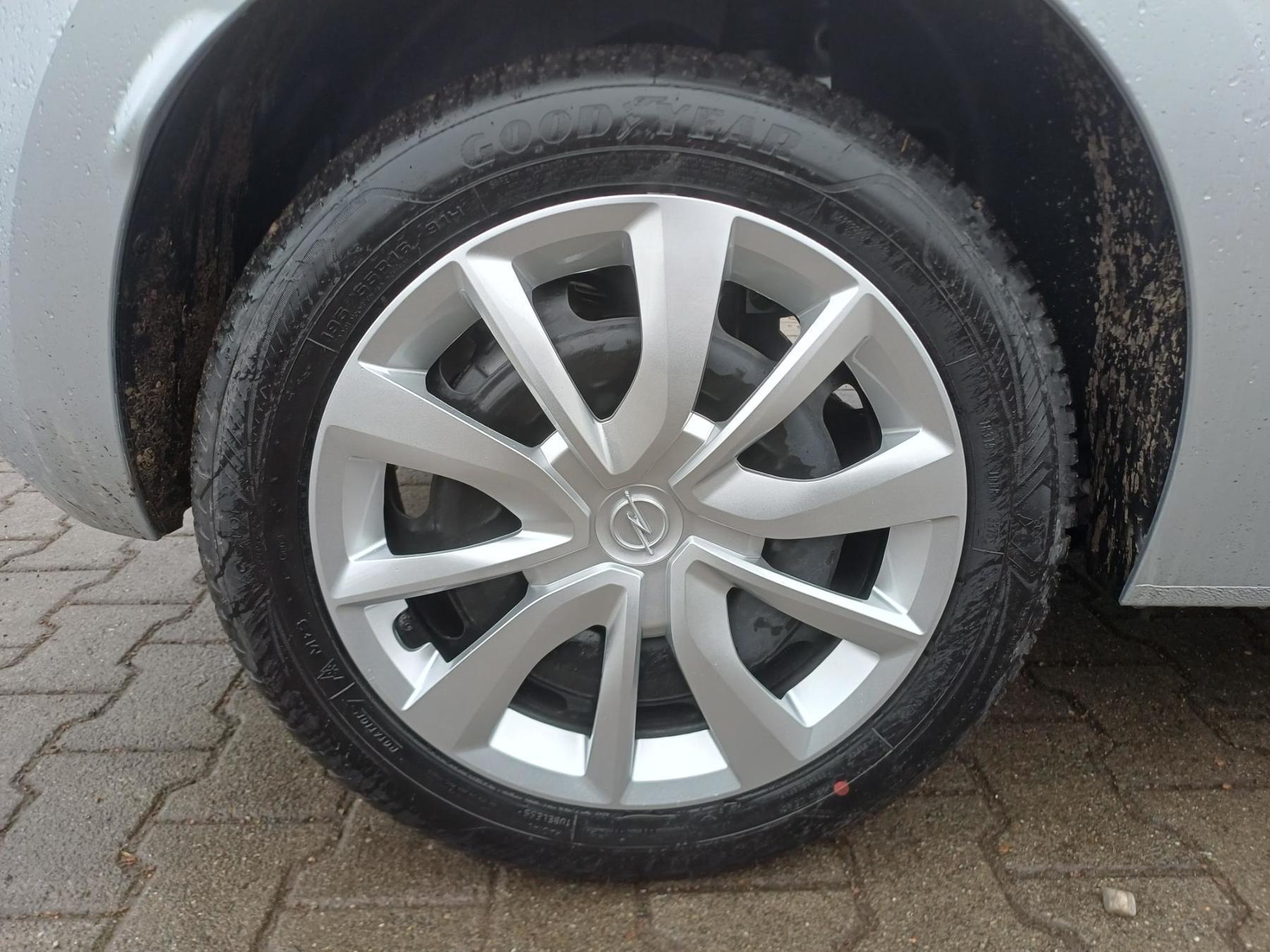 Fahrzeug-Bild 6