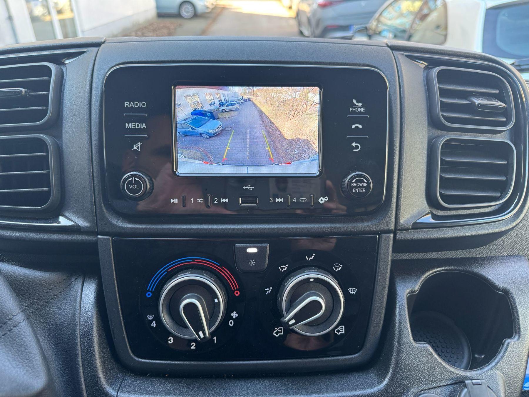 Fahrzeug-Bild 10