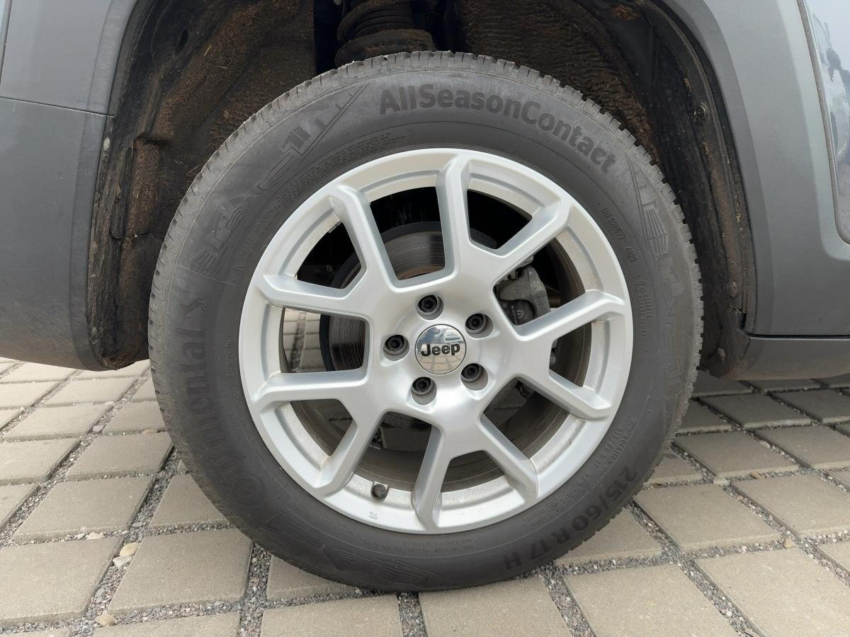 Fahrzeug-Bild 6
