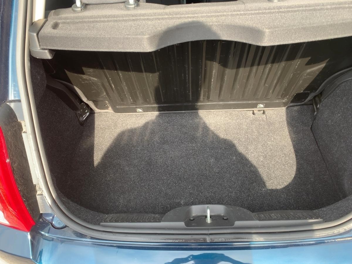 Fahrzeug-Bild 6