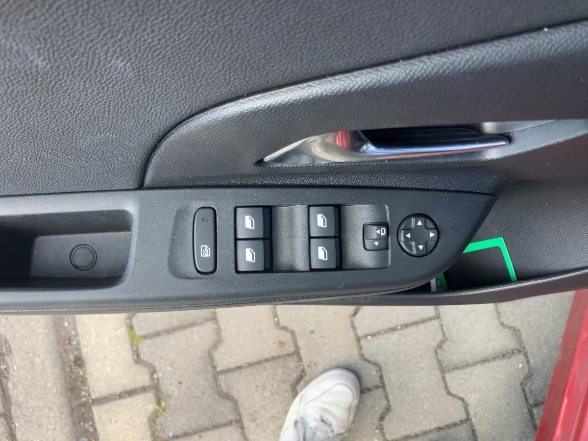 Fahrzeug-Bild 13