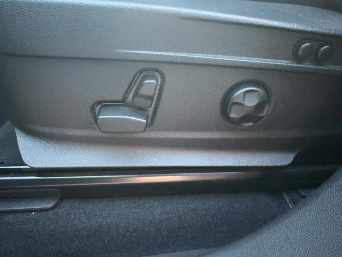 Fahrzeug-Bild 16