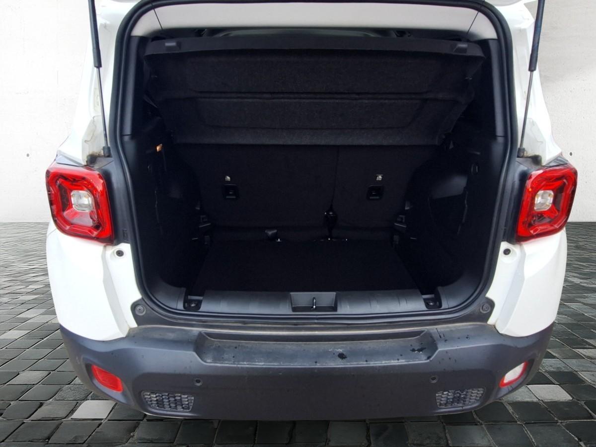 Fahrzeug-Bild 6