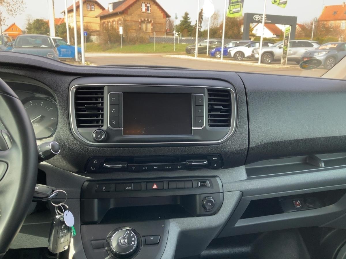 Fahrzeug-Bild 11
