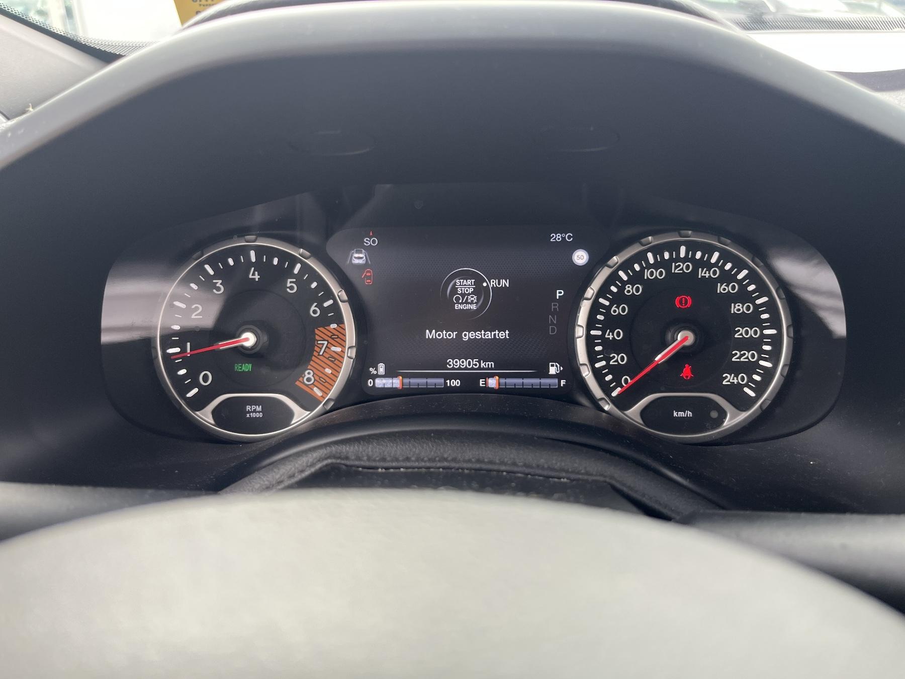 Fahrzeug-Bild 14