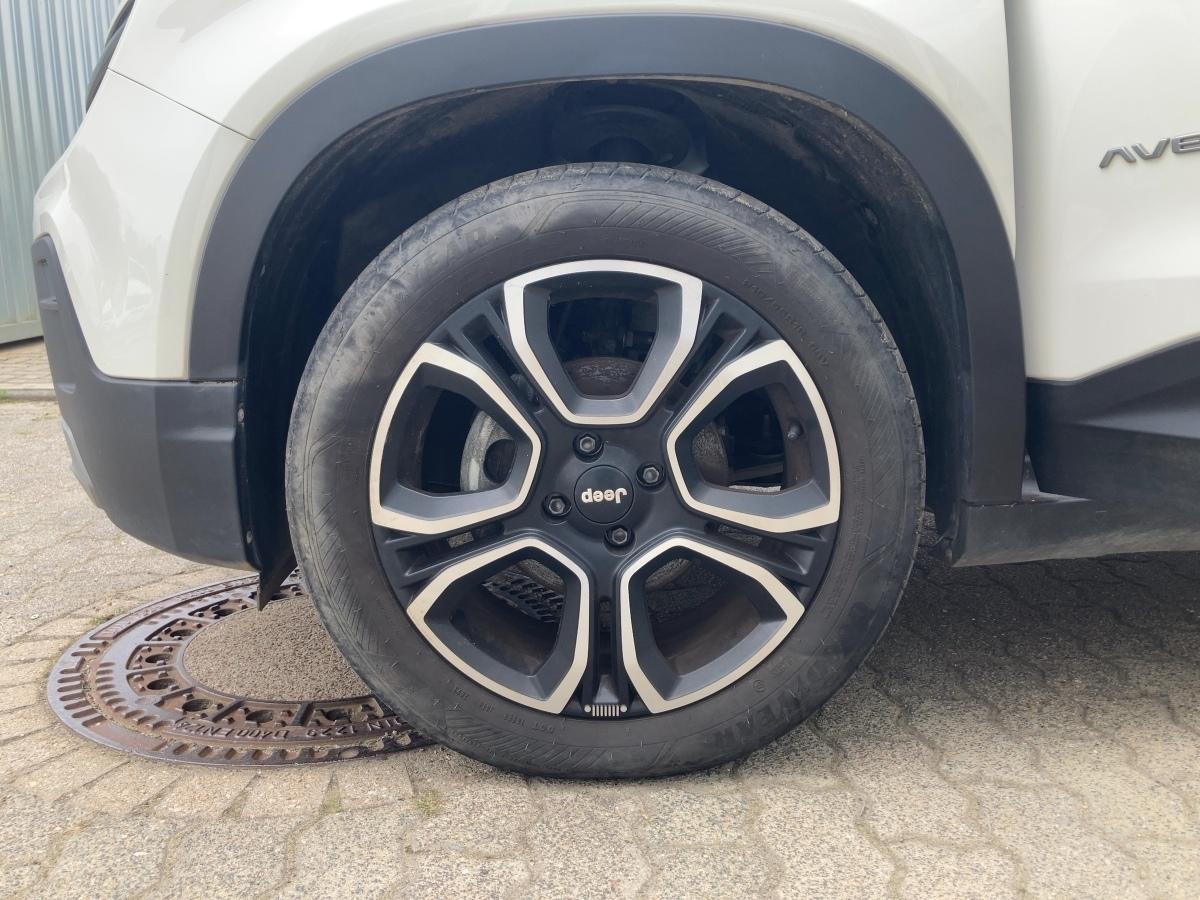 Fahrzeug-Bild 12