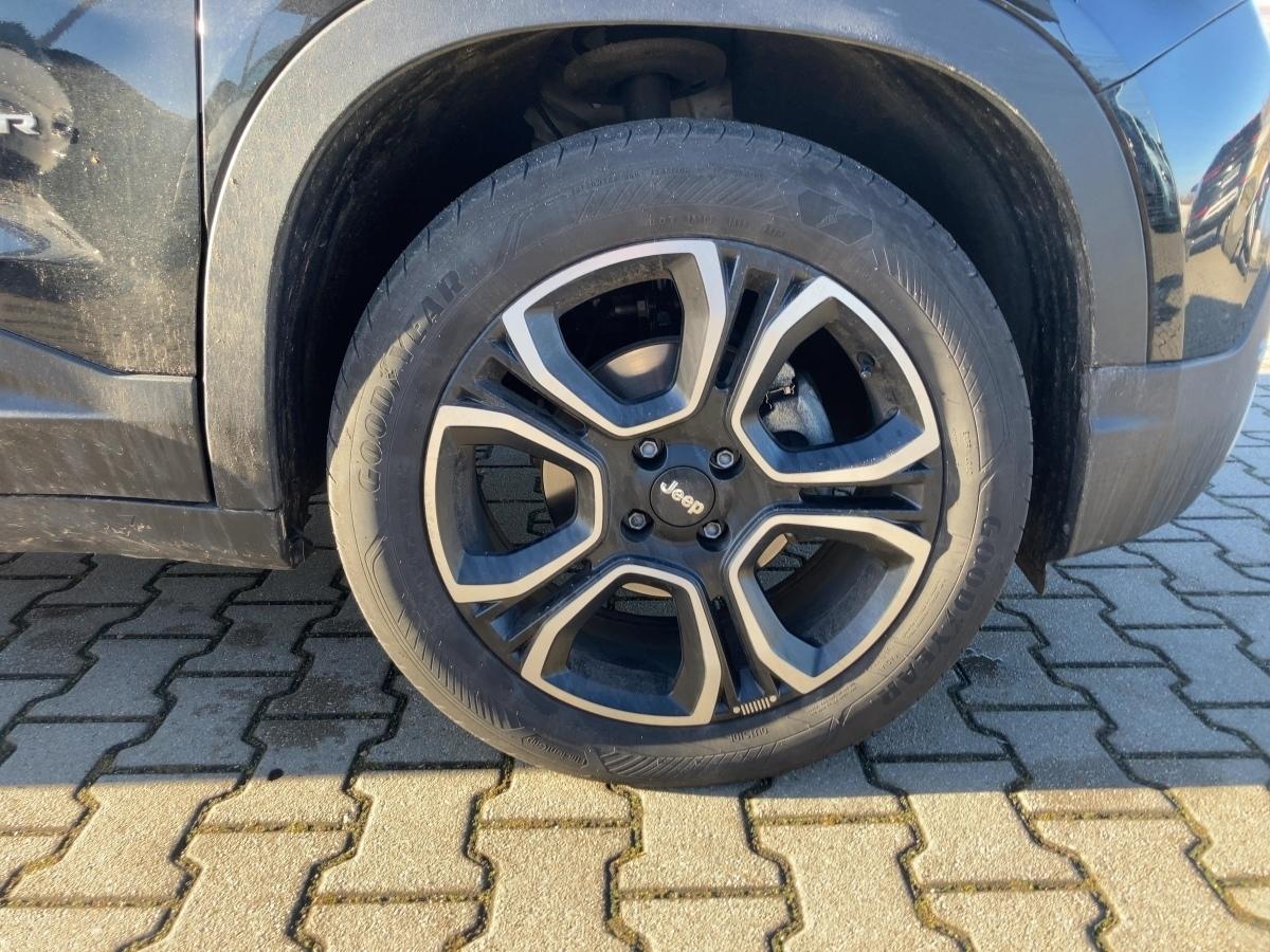 Fahrzeug-Bild 6