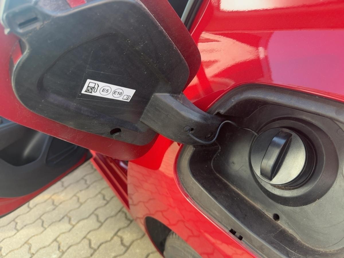 Fahrzeug-Bild 13