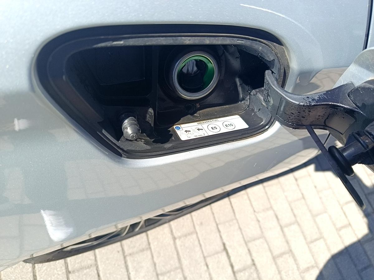 Fahrzeug-Bild 18