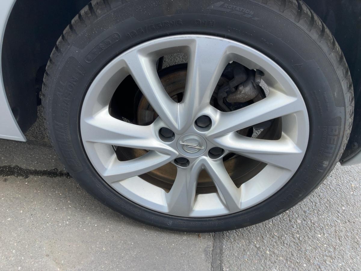 Fahrzeug-Bild 12